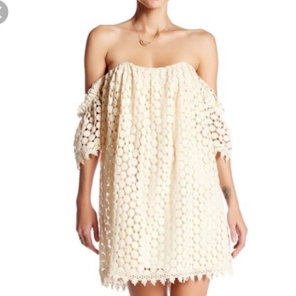 Tularosa Amelia Off Shoulder Dress NWT